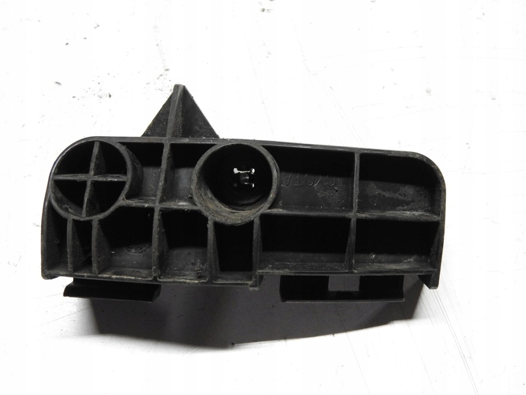 фото №11, Toyota auris i 06-09 направляющая бампера левый задняя 52563-02030