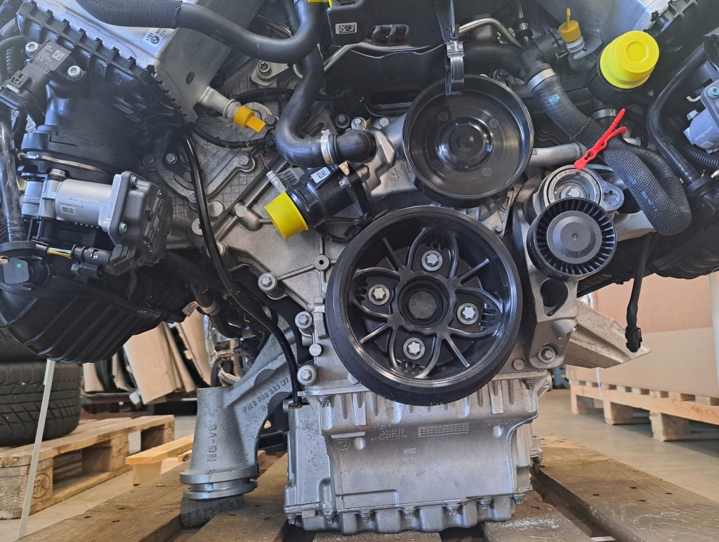 Двигун комплектний  bmw n63b44d g06 g05 g30 x5 x6 x7 m50ixa n63b двигун 530ps Київ