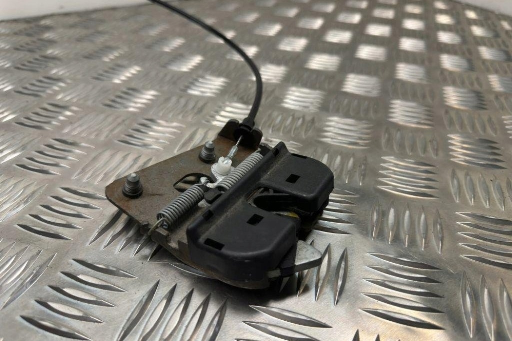 фото №10, Другое запчасти внутреннее bmw 3 f30, f80 7283922 2.99l дизель 2013