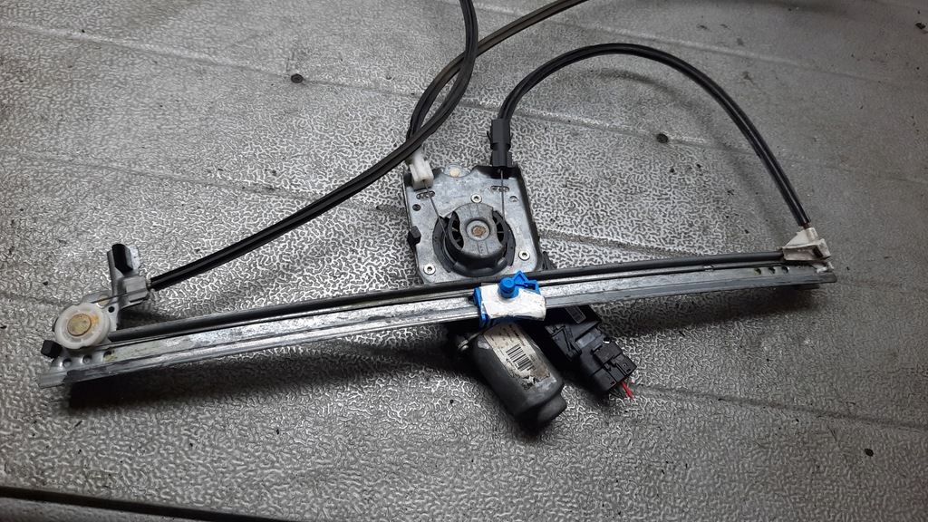 фото №2, Подъемник стекло левый перед renault espace iv 2.2d 05r