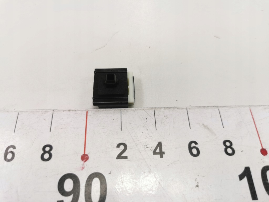 фото №6, Odstępnik-otwór стекло окно передний. ford ranger 2002-2011 eq оригинальный номер 4392282