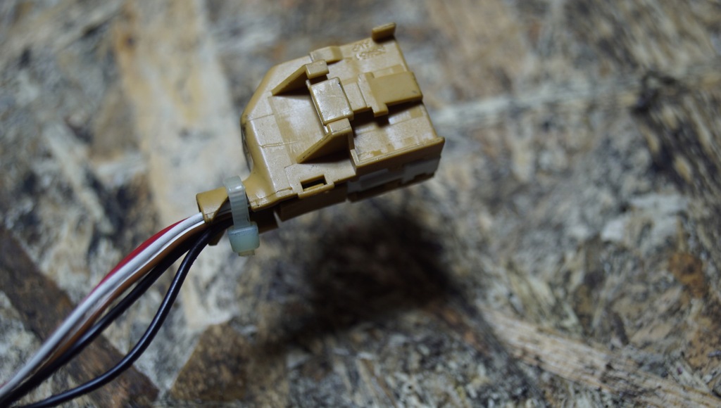 фото №9, Дзеркало праве audi a4 b7 cabrio 5 pin