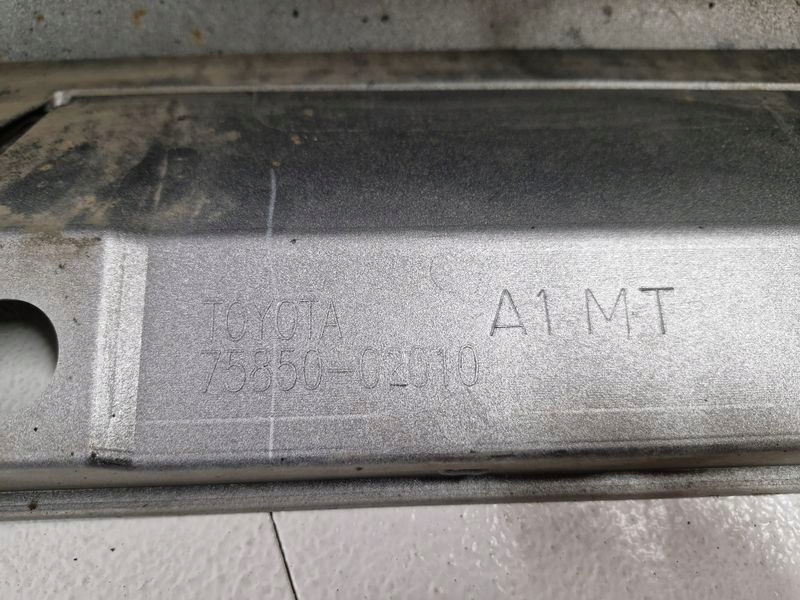 фото №15, Toyota matrix 2 ii e140 накладка молдинг порог порог правая 1f7 75850-02010