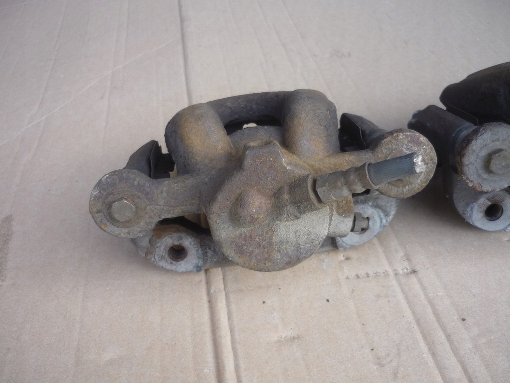 фото №6, Супорти + скоба перед bmw 1 e87 e81 284mm 54/22 перевірений справні