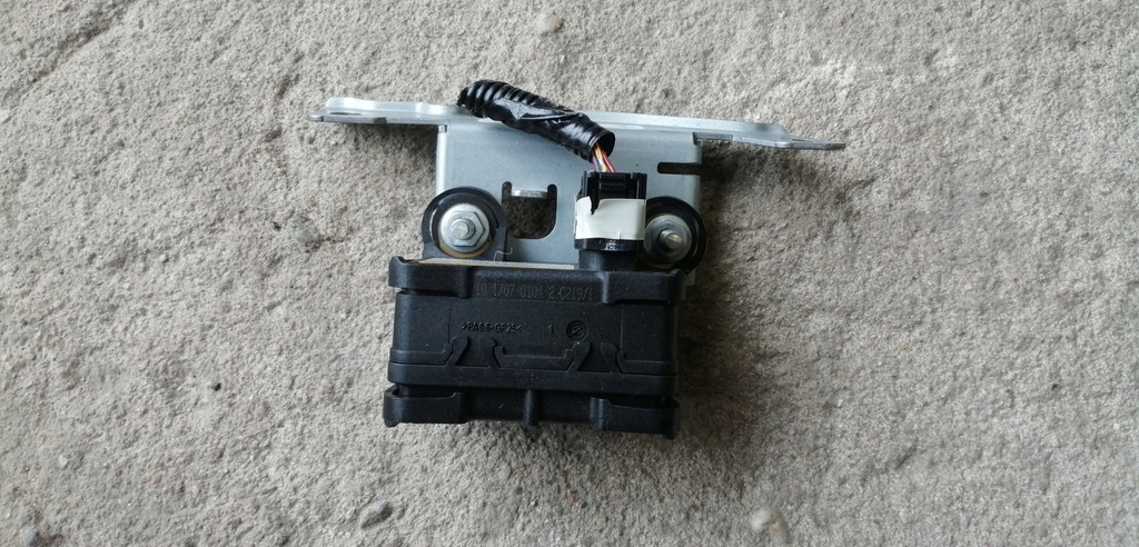 фото №1, Mazda 3 03-09 датчик esp 10170103533