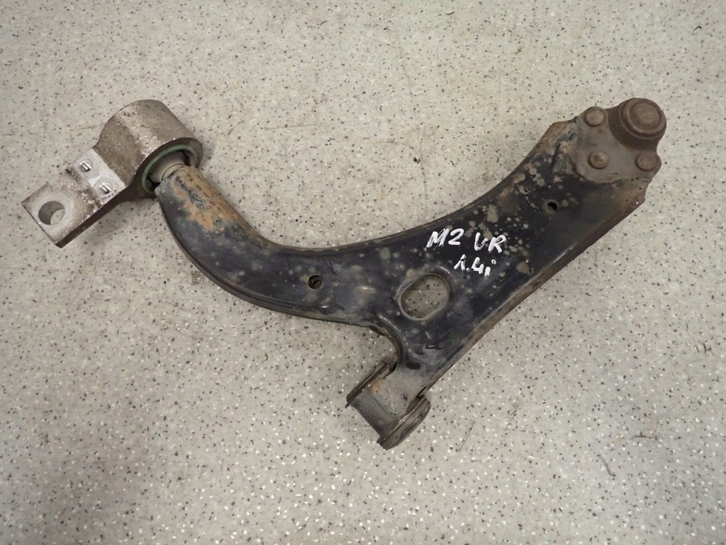 фото №1, Mazda 2 02-07 важіль передній правий