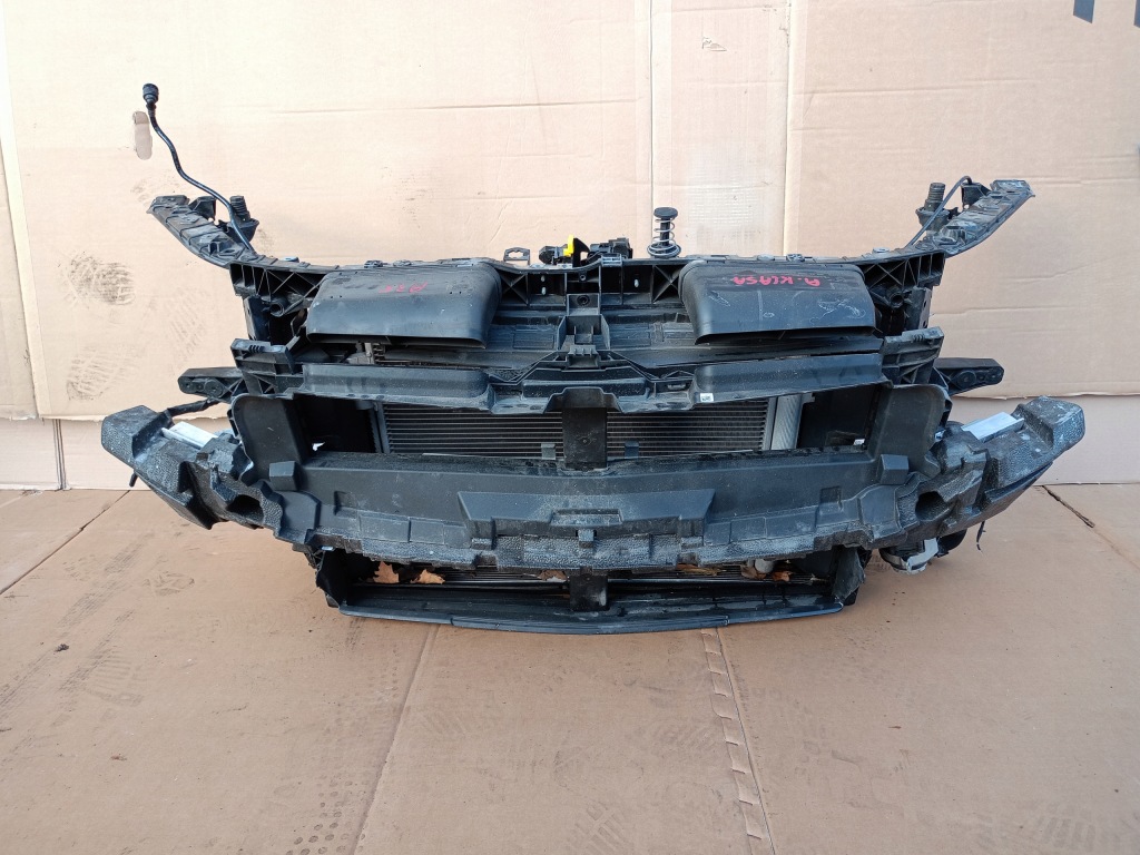 Капот бампер крылья ремень фонари mercedes a-klasa w177 a35 a45 amg Оригинал