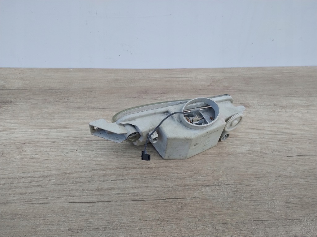 фото №2, Ford escort лівий протитуманна фара протитуманний hella