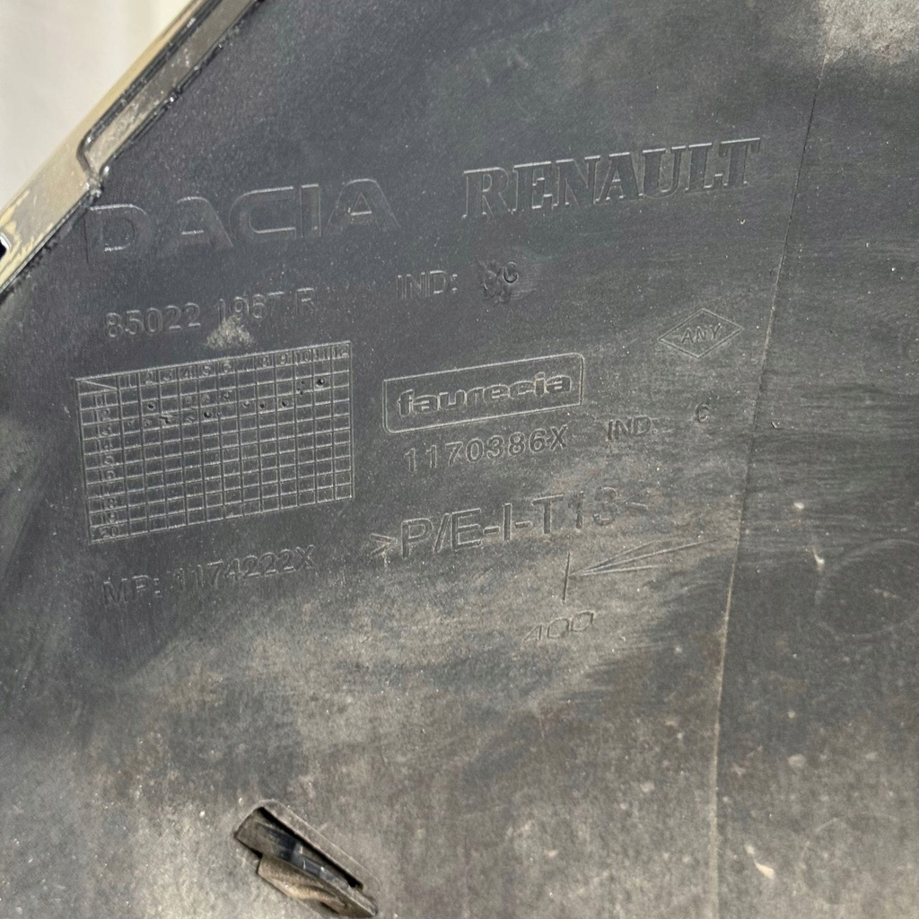 фото №13, Бампер задняя задний dacia sandero ii 2 stepway lift polift 850221967r