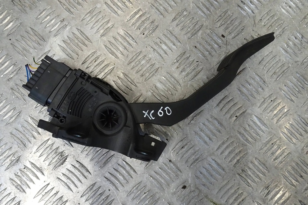 фото №1, Volvo xc60 педаль газа потенциометр 08-