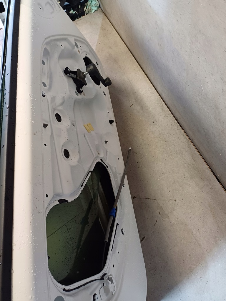 фото №10, Дверь левая seat mii, skoda citigo ,vw up 3d код лакокрасочного покрытия lb9a