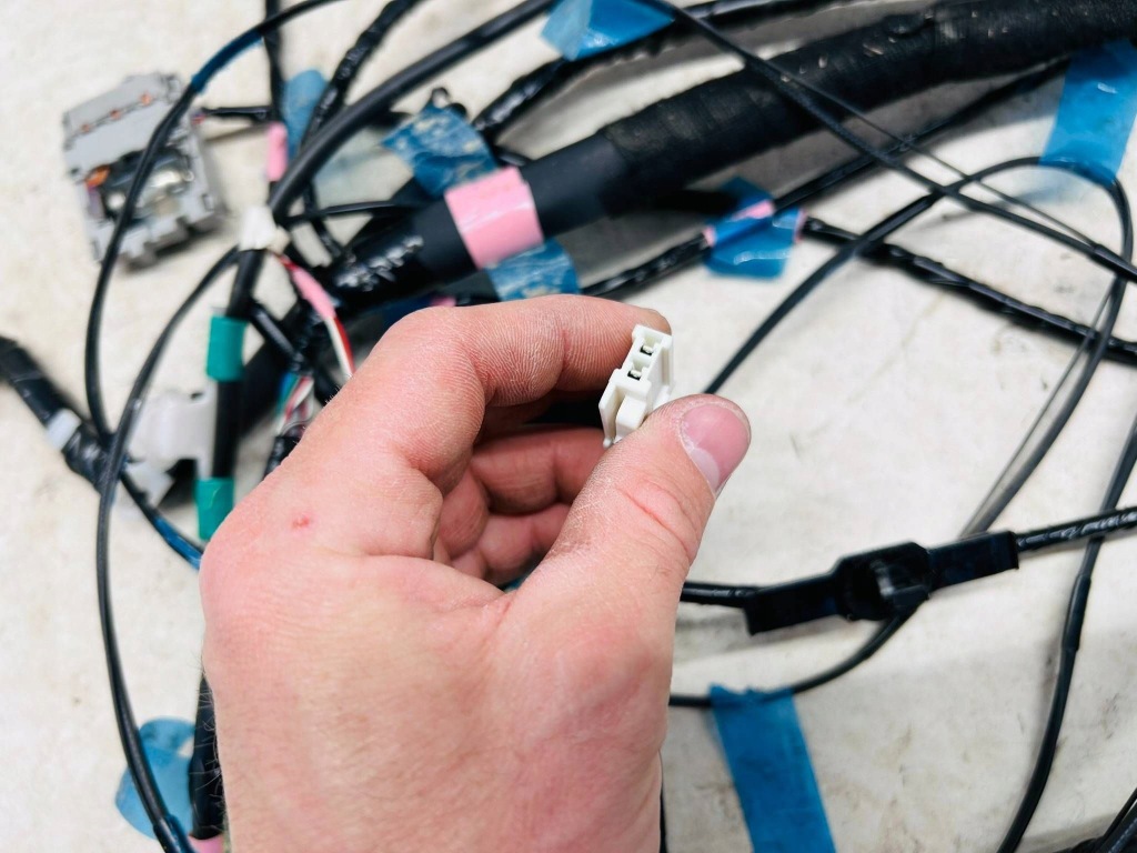 фото №7, Auris ii kombi джгут електропроводка стельовий solar дах панорама