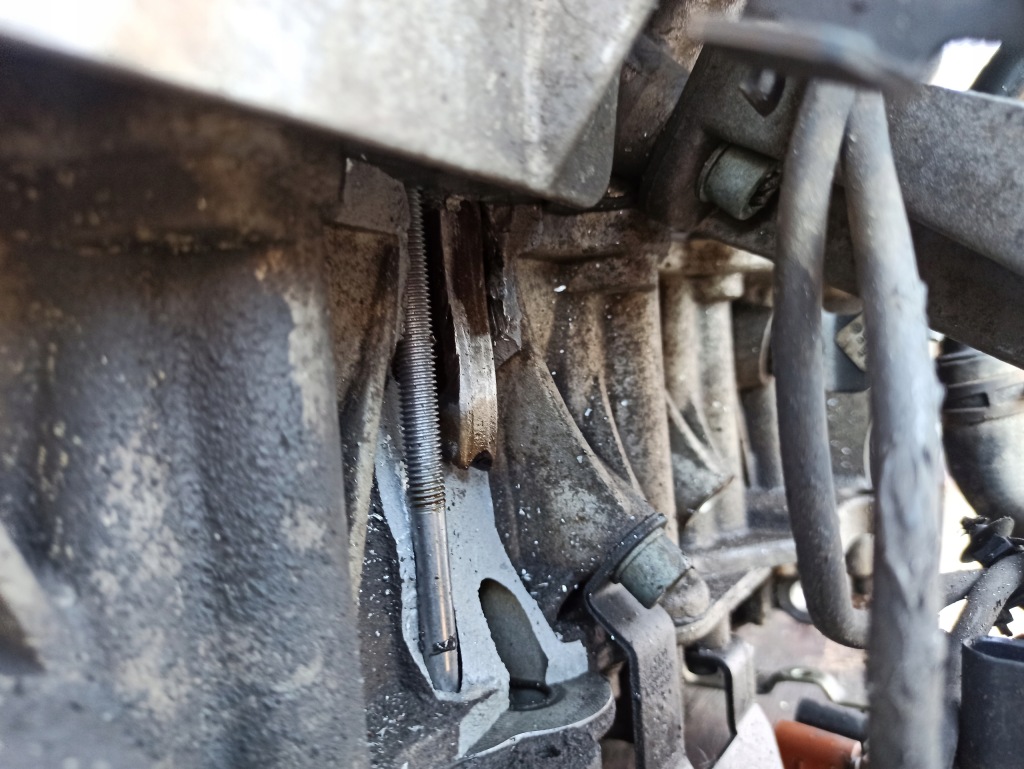 Audi a8 d3 w12 6.0 bht 450ps ідеальний стан піддон масляна комплект  2 частини Доставка