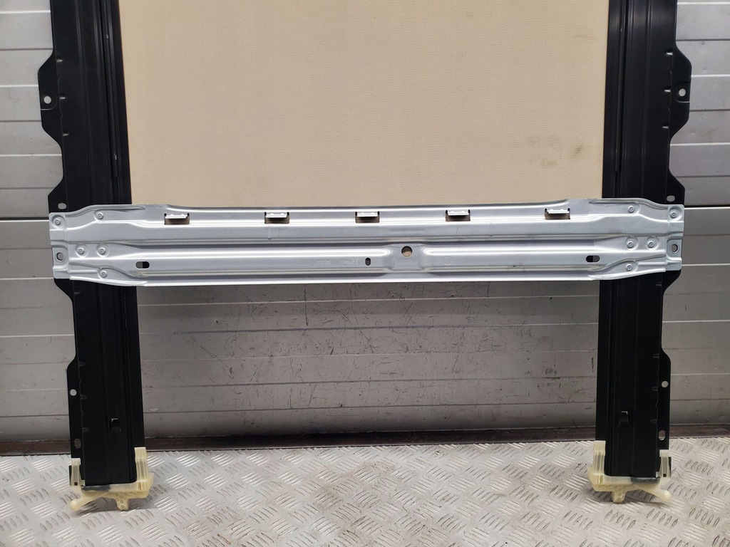 фото №8, Audi a4 s4 b9 8w 8w5877041 люк