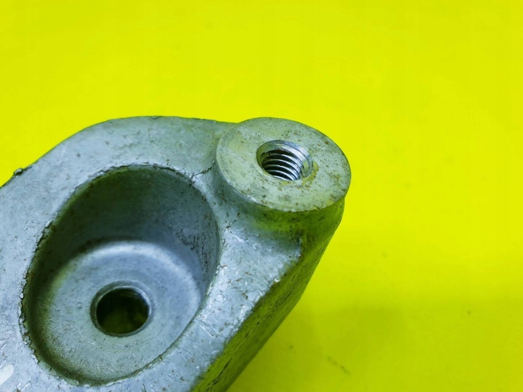 Кронштейн держатель кронштейн генератора maserati levante ghibli quattroporte 3.0 с Разборки