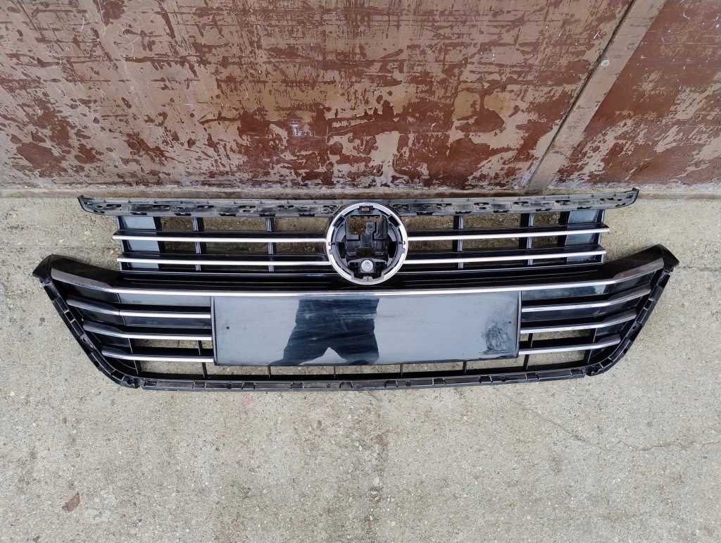 Купити Решітка радіатора решітка  vw arteon 3g8 3g8853655a 2017-2020