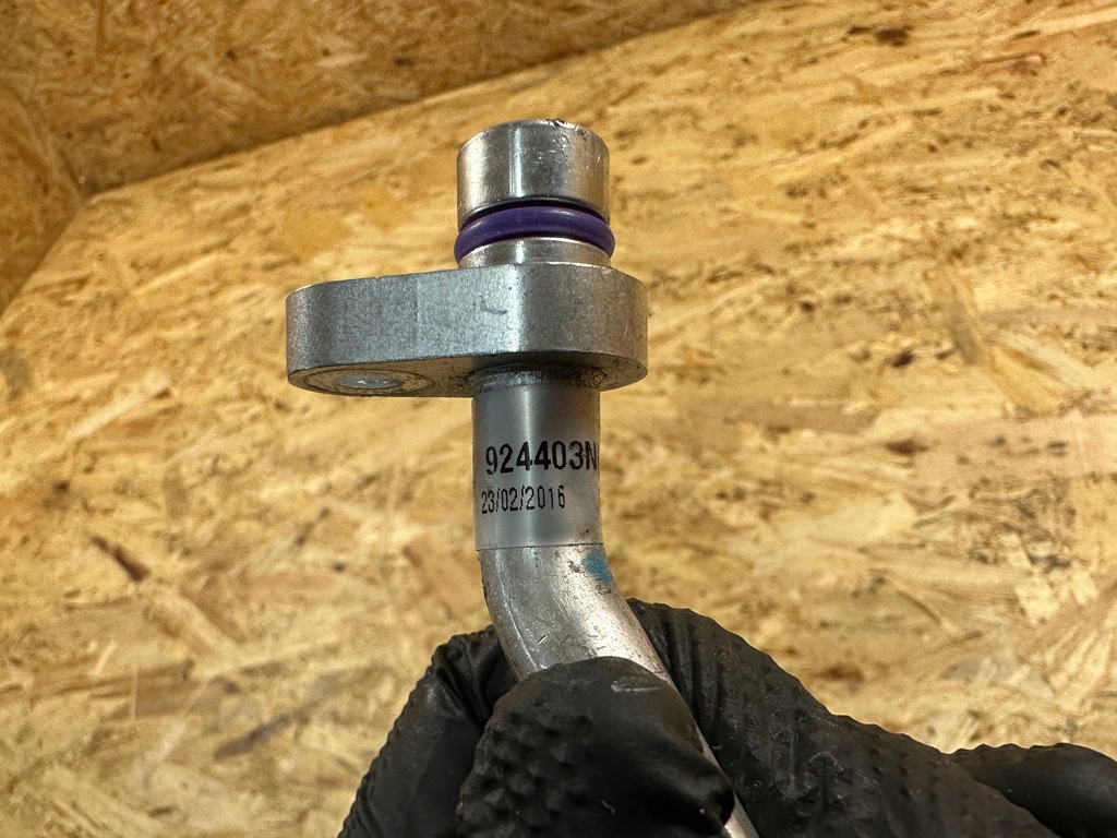 фото №9, Wąż шланг кондиционера nissan leaf i 924403nl0b 2010-