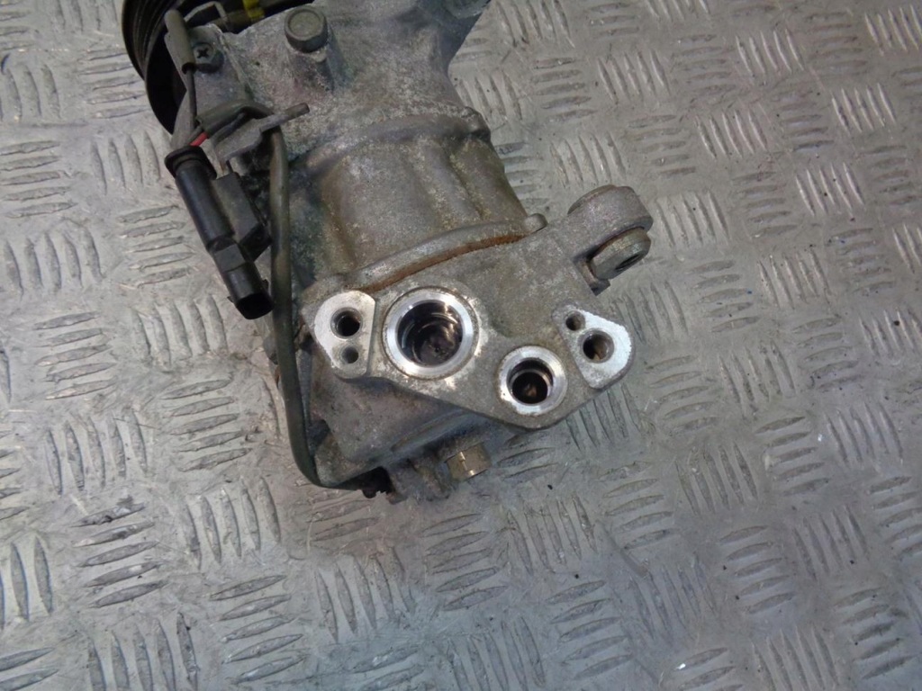 Компрессор компрессор кондиционера bmw f30 f31 2.0 d в Украине