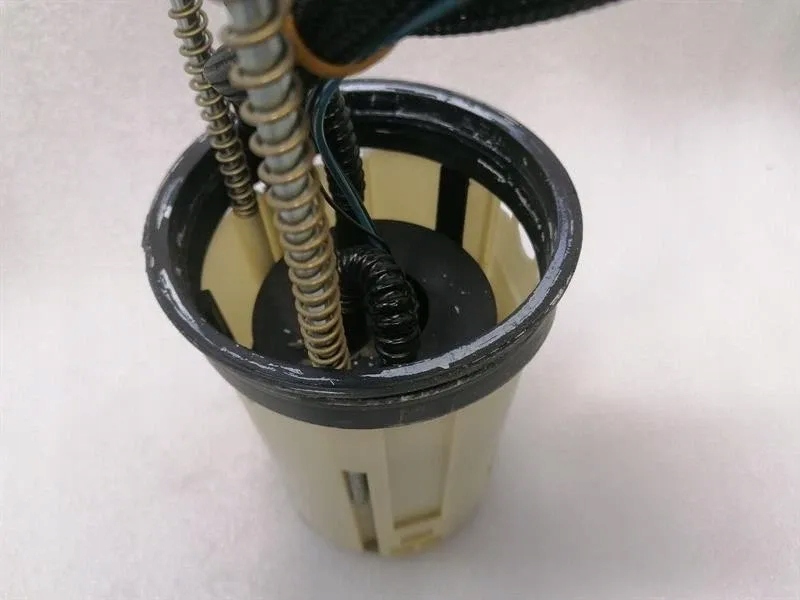 Насос топлива ferrari 360 f131 электрическая 239814 насос топлива Недорого