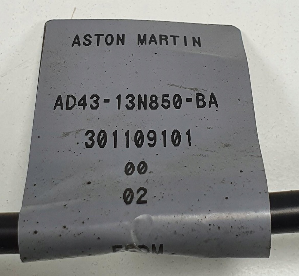 фото №2, Шланг масовий aston martin rapide ad43-13n850-ba