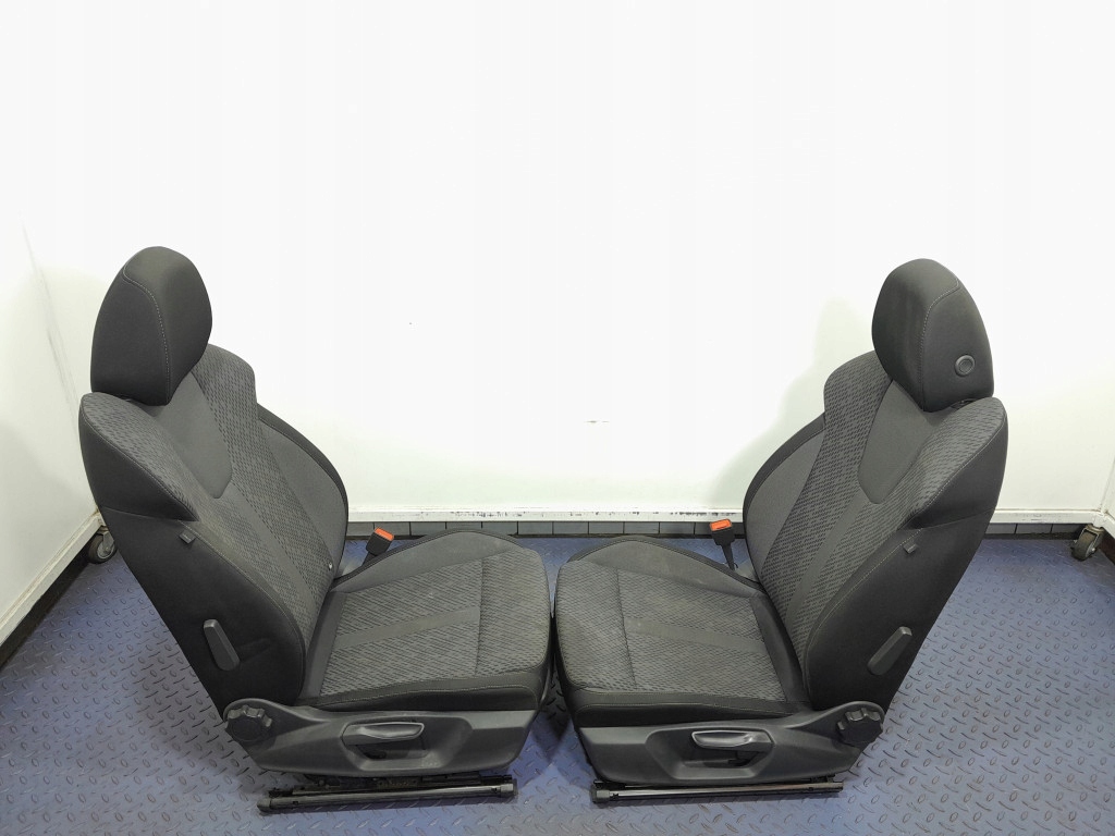 фото №6, Skoda octavia iv hb 5d сидіння заднє сидіння салон комплект eu