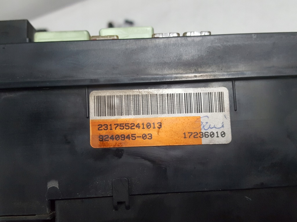 фото №3, Mini one r56 lift 1.6 d коробка предохранителей