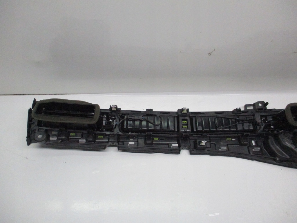 фото №10, | audi a4 8w b9 решётка обдув панели 8w1820902d