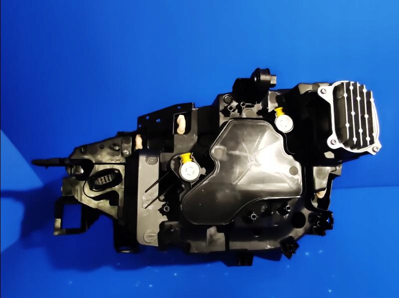 фото №13, Volkswagen vw id4 id.4 full led 11a лампа передня перед права