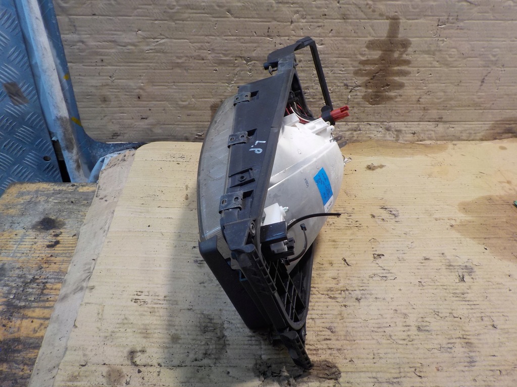 фото №4, Лампа левая передняя, scania r 1732509