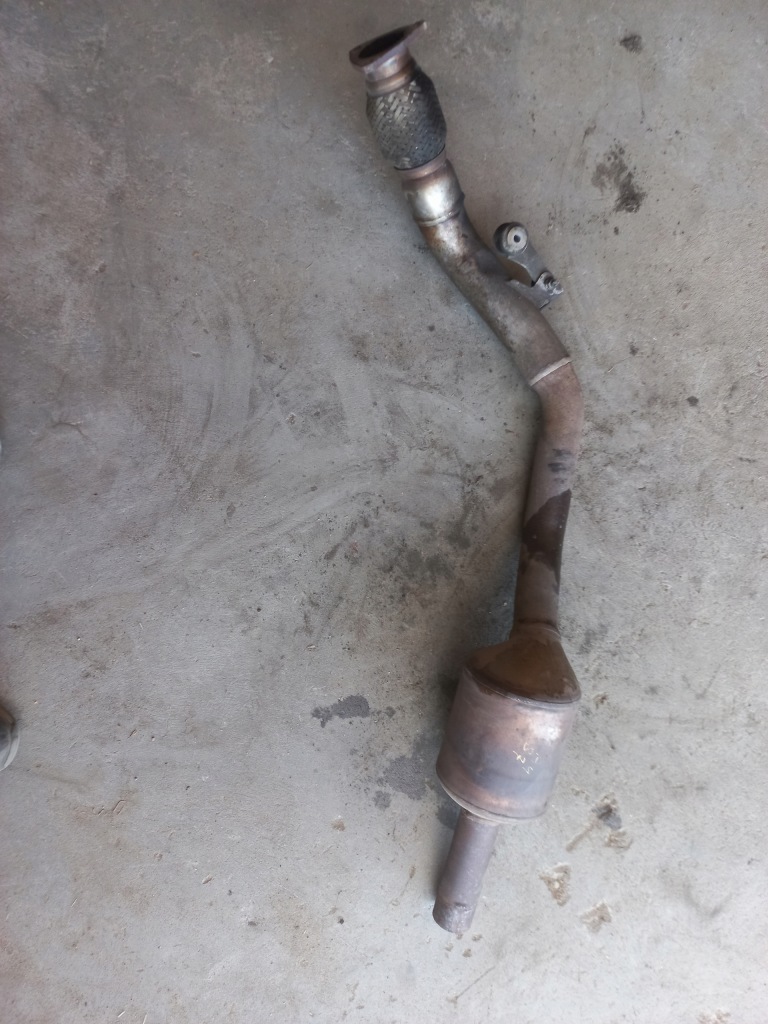 фото №1, Audi a4 b7 04-07 каталізатор труба 2.5 tdi 8e0178ba