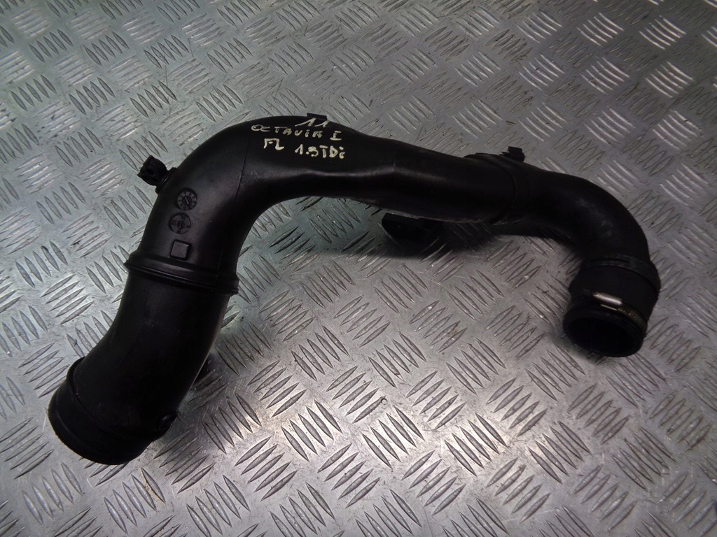 фото №1, Skoda оригінальний номер px0446037 труба трубка інтеркулер