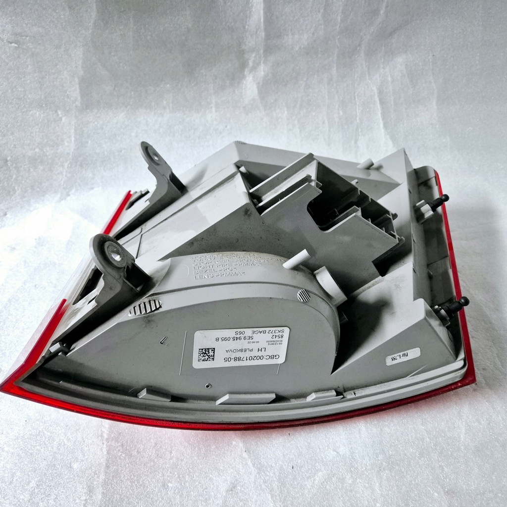 фото №6, Skoda octavia iii 5e9 2012- лампа левая led задняя eu