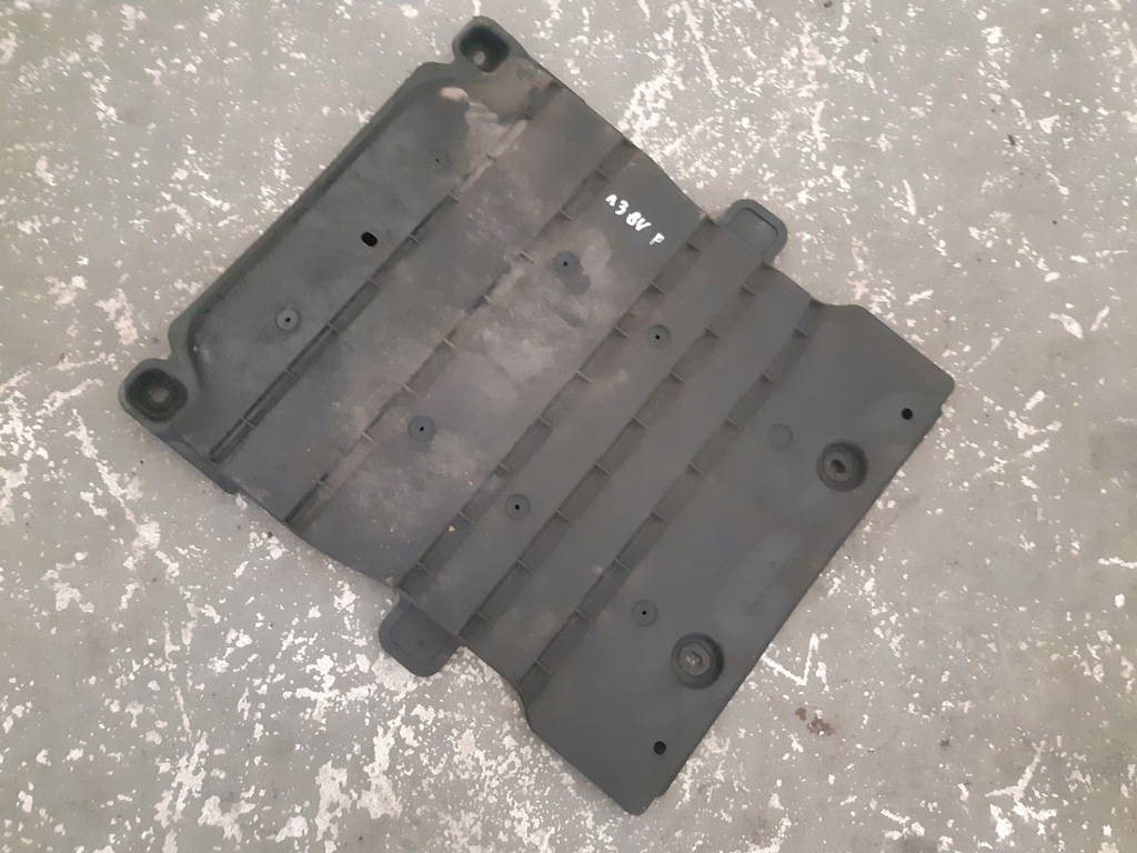 фото №1, Audi a3 8v захист підвіска права задня задня