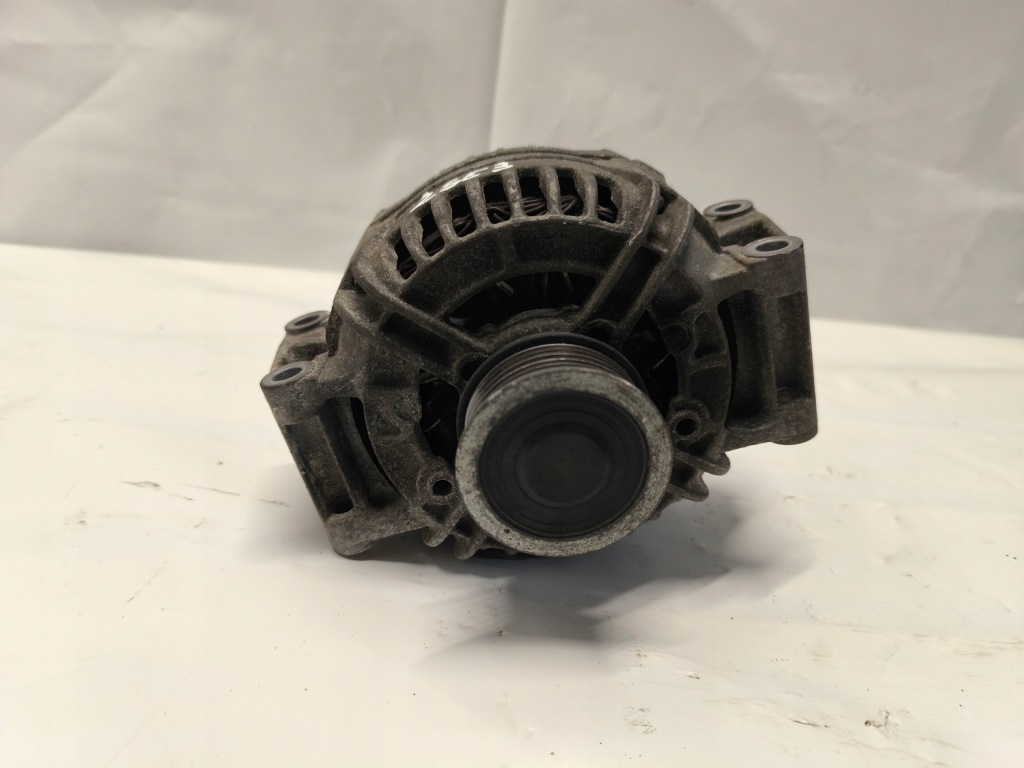 Купити Генератор octavia ii рестайлінг  1.8 tsi 08-13 06b903016ab 0124525088