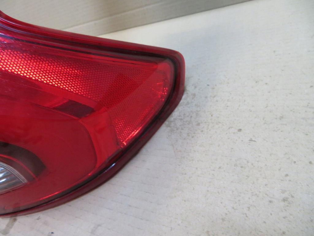 фото №2, Лампа задня права задня правий eclipse cross 17-