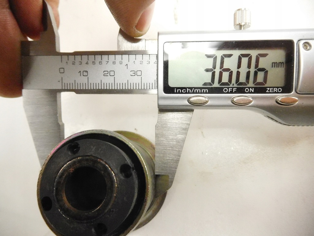 фото №4, Втулка важеля перед renault r21 7700805329