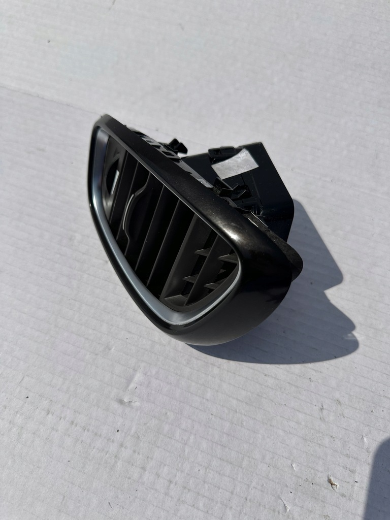 фото №1, Espace v решётка обдув правая коричневая 687605833r