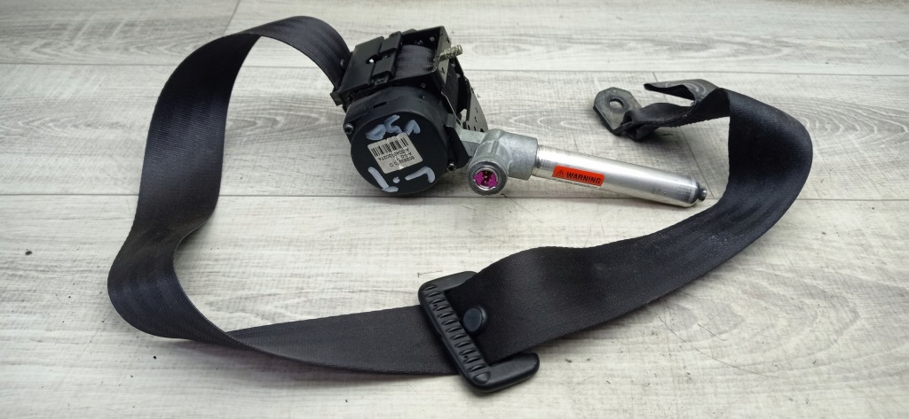 Купити Volvo v50 s40 ремінь лівий задній