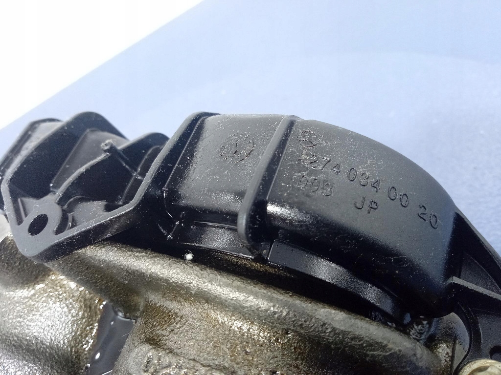 Infiniti q50 2.0t вали розподільного валу балансувальне a2700340120 m274 в Україні