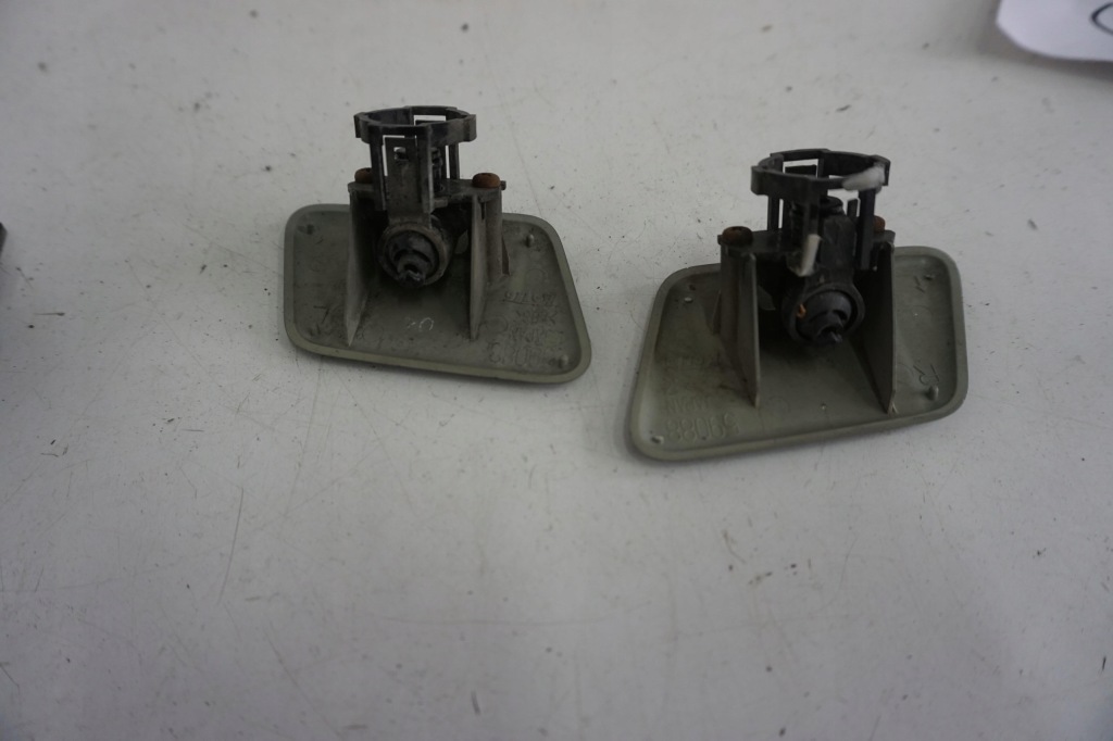 фото №8, Suzuki grand vitara ii омыватель форсунки лампа заглушки 2005-2014rok