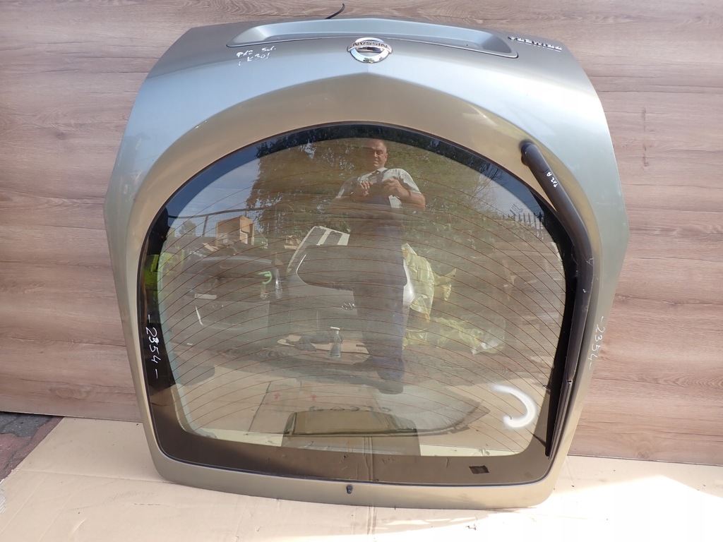 фото №1, Nissan primera p12 хэтчбек 5d 02- крышка багажника задняя стекло задняя