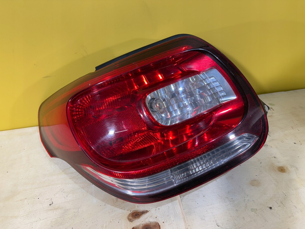 фото №1, Citroen ds3 - лампа лівий задня 9676973880-00