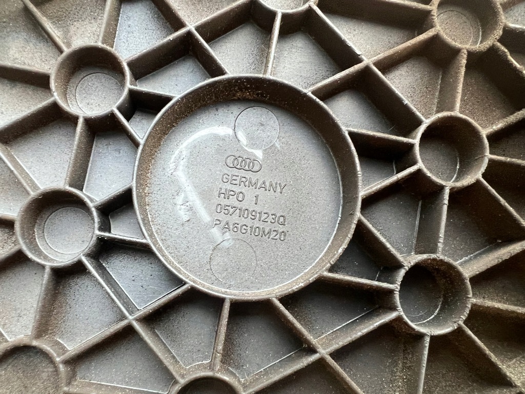 фото №5, Захист розподільного валу audi a8 d3 4.2 tdi bvn 057109123q