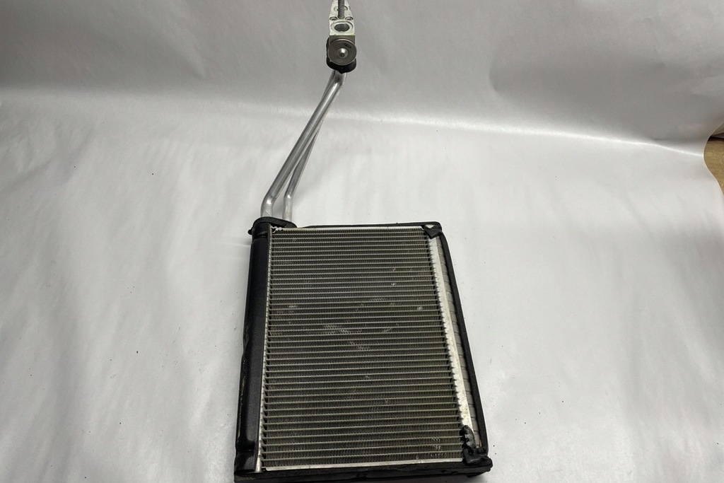 фото №8, Радіатор обігрівача chevrolet camaro 4475004270 3.6l бензиновий 250kw 2016