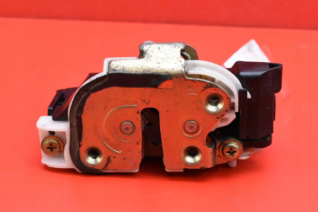 фото №5, Замок дверь правый задняя задний mitsubishi grandis 03-11