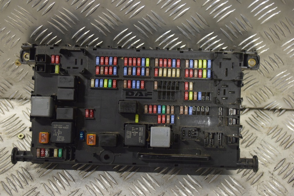 фото №1, Панель плита предохранителей daf xf 106