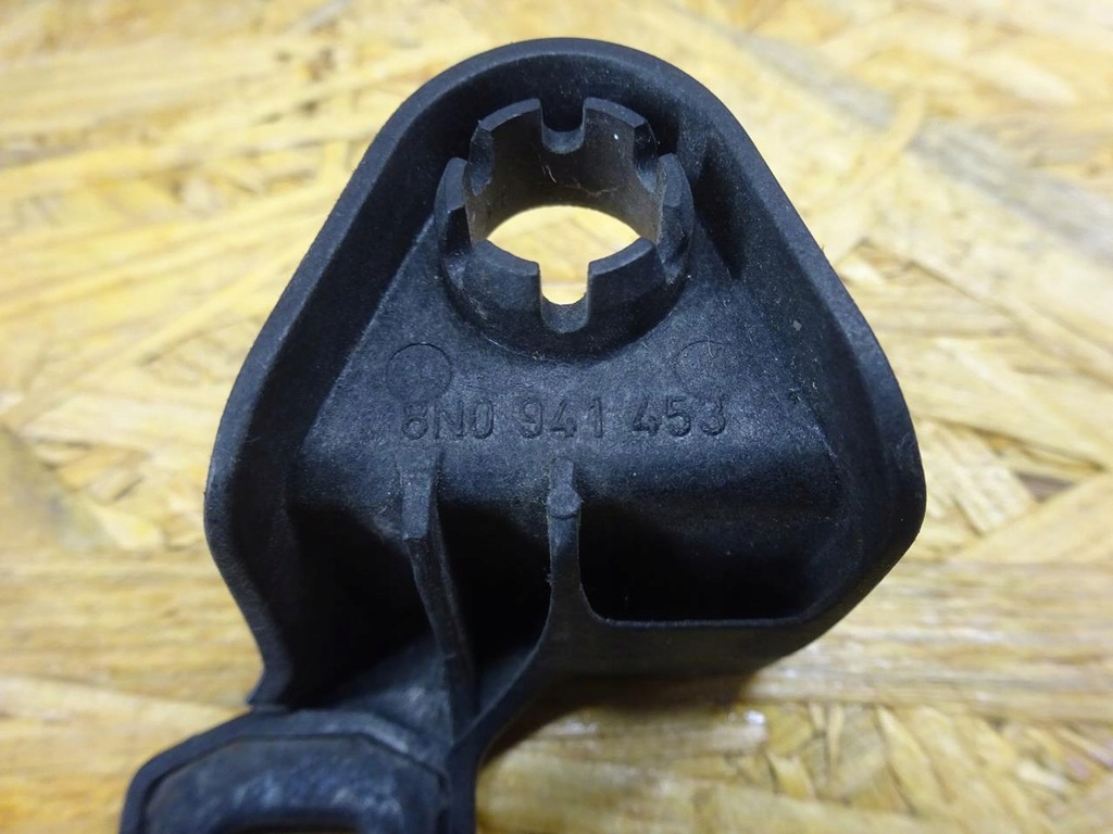 фото №8, Audi tt 8n кронштейн кронштейн лампы фара левая левый перед 8n0941453