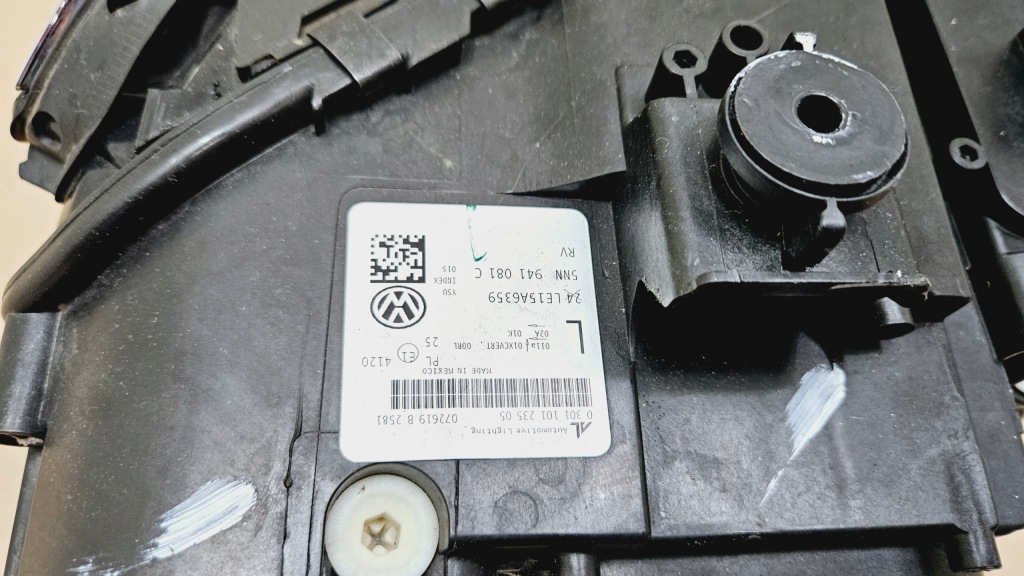 Лампа ліва перед vw tiguan ii allspace 5nn Оригінал