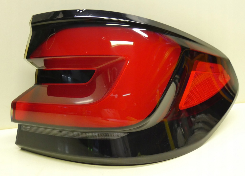 фото №1, Bmw 5 g31 kombi 2020- lift led 8493826 лампа правая задняя задняя