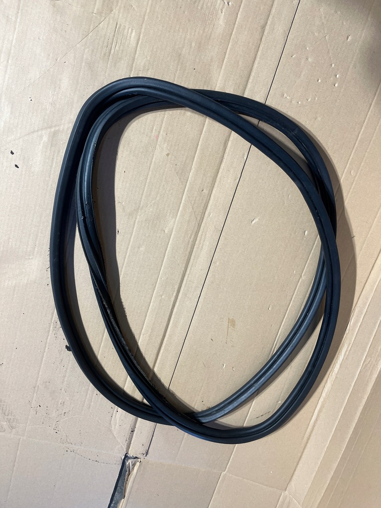 фото №1, 11 opel meriva b ii прокладка крышки багажника